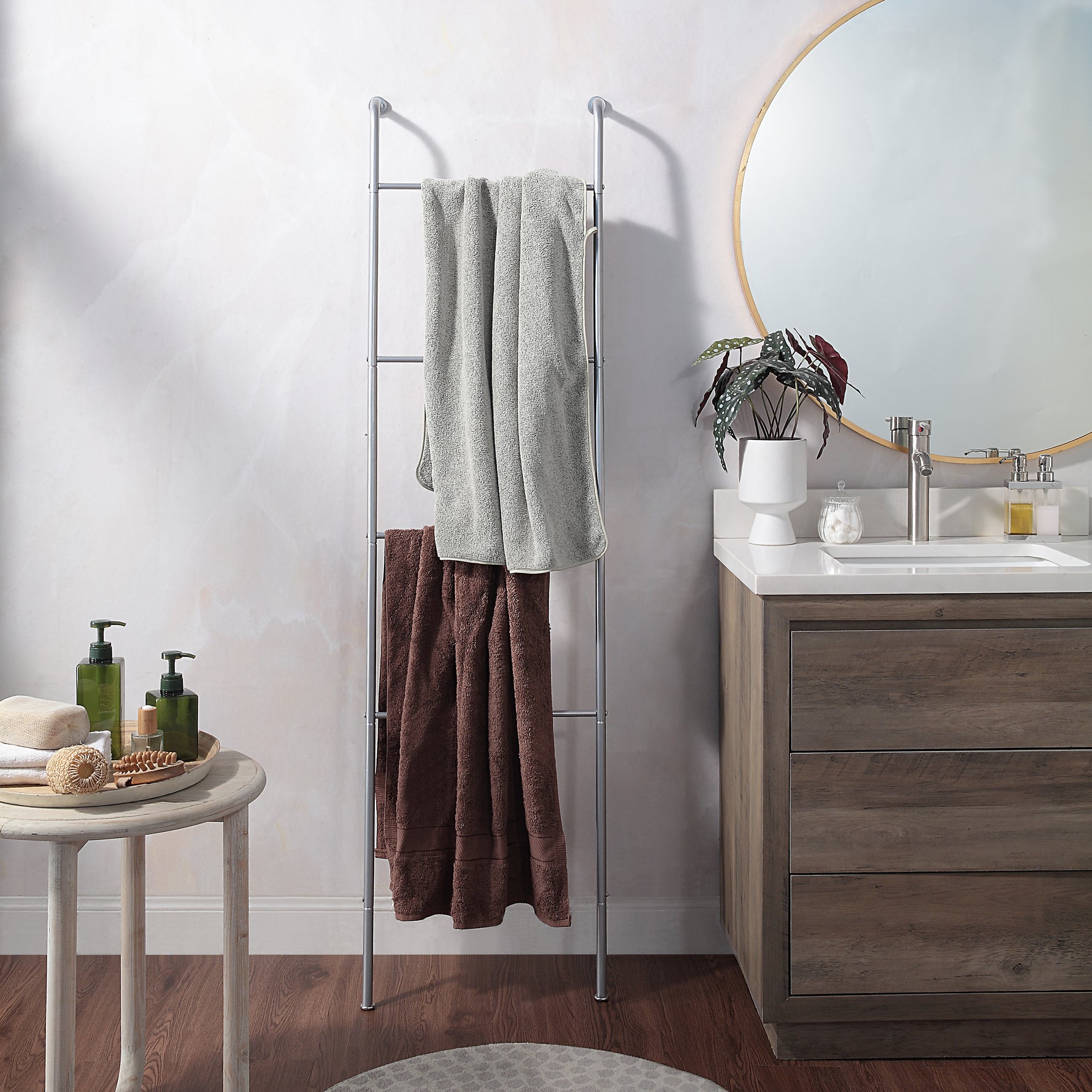 Classic Home, Bath, Bedroom, Closet Leaning Ladder Rack