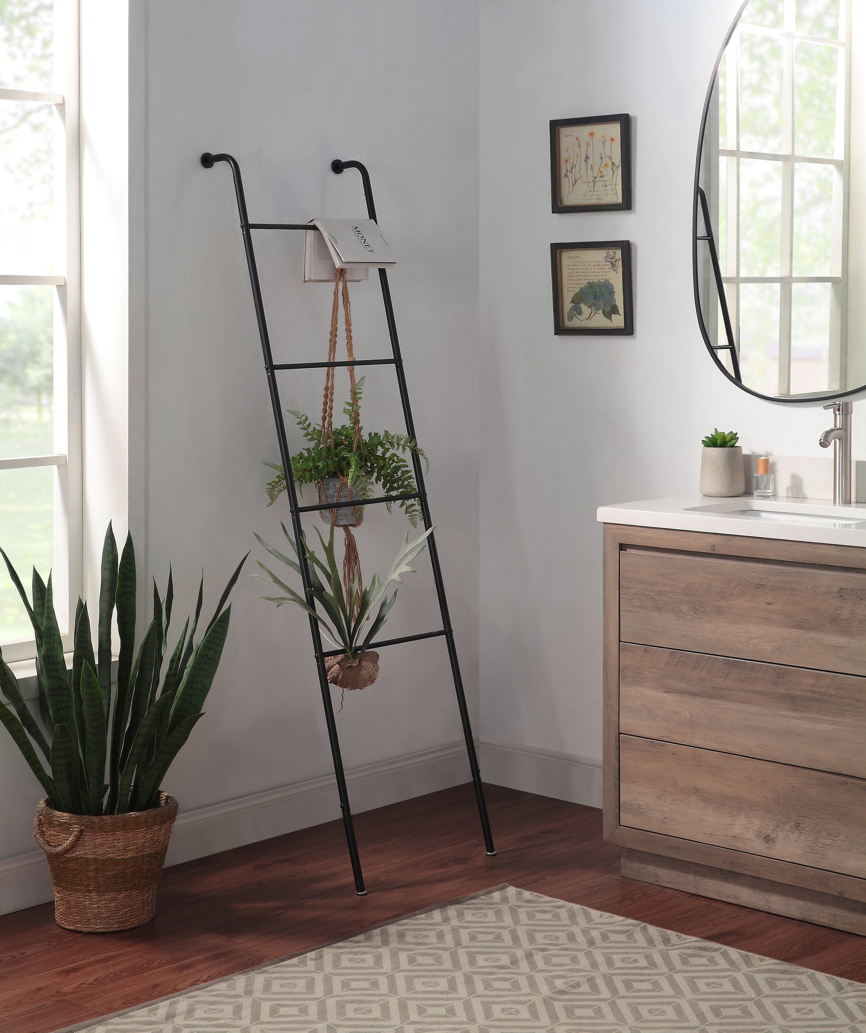 Classic Home, Bath, Bedroom, Closet Leaning Ladder Rack