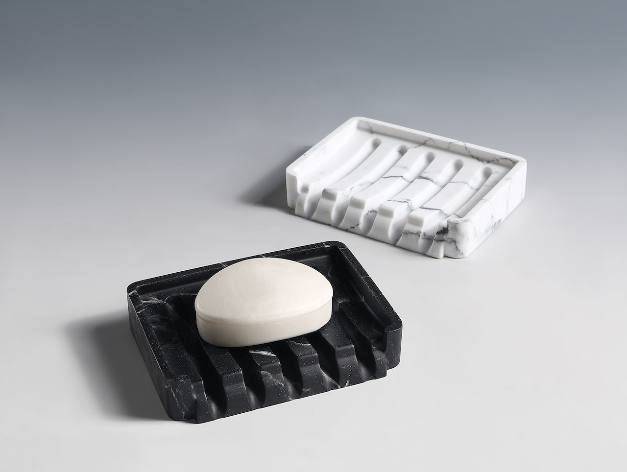 SunnyPoint Classic Kitchen, Bathroom Faux Marble Soap, Sponge Dish Drainer Holder